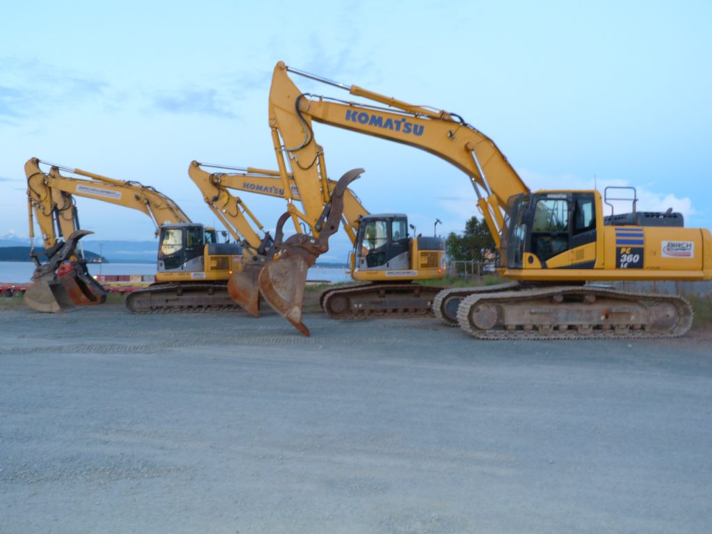 201307excavators2 Birch Equipment